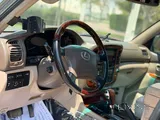 Lexus LX-470 2001